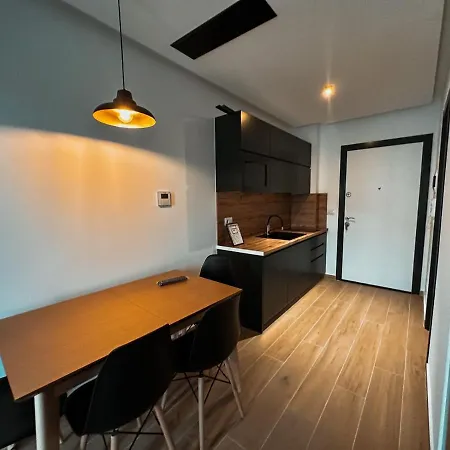 Aral Sea View & Ξενοδοχείο με διαμερίσματα Shëngjin